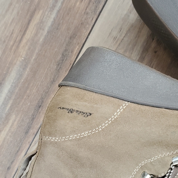 Eddie Bauer Women Suede Wedge Booties Shoes sz 8.5 - Picture 8 of 15